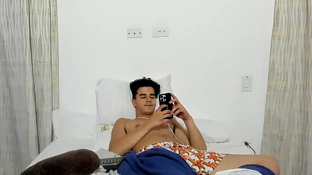 RedNDizzy online show from March 9, 2:15 am