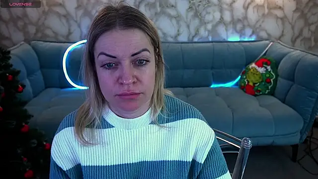 AnnaRayy online show from January 10, 8:19 am