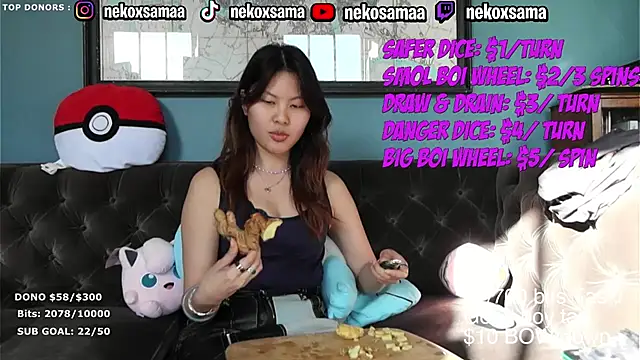 nekoxwaifu online show from August 6, 5:09 pm