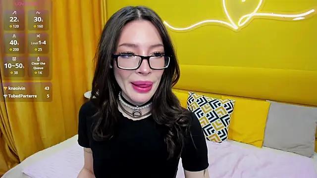 IvyDainty online show from March 1, 1:49 am