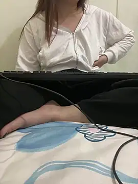 -Mimiu- online show from February 15, 1:21 pm