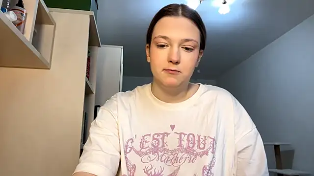 JammieMickiewicz online show from February 6, 7:23 am