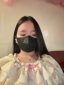 Gwen879 online show from February 11, 6:04 am