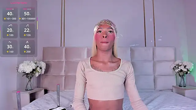 DaisyTaylor   online show from March 8, 4:00 pm