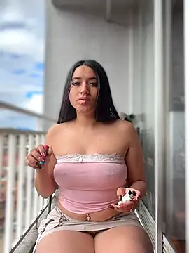 Veronica Wins  online show from June 18, 1:49 pm