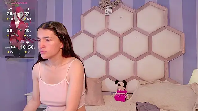 yvi taylor online show from July 14, 12:21 pm
