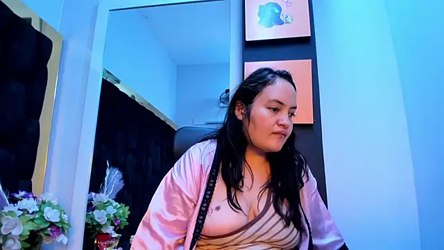 MiaRouss69 online show from August 3, 3:54 am