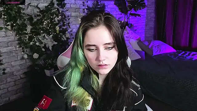 RubyMyst online show from March 14, 9:05 pm