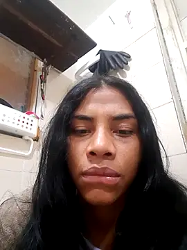 vvannessa33 online show from March 20, 9:30 pm