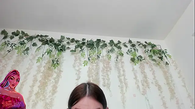 lizz lunna online show from June 25, 7:37 pm