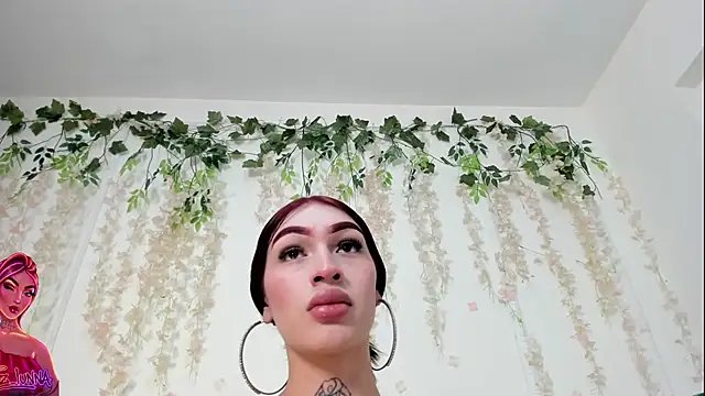 lizz lunna online show from July 7, 6:43 pm