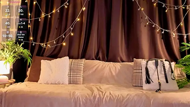 ShyniAlice online show from June 30, 4:12 am