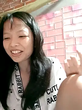 Chammy720 online show from April 29, 1:47 pm