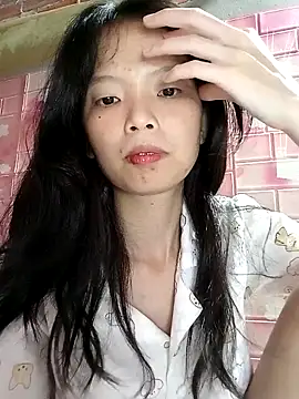 Chammy720 online show from April 28, 1:04 pm