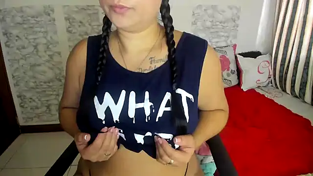 XXXStephanie XXX online show from June 18, 10:14 pm