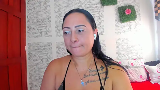 XXXStephanie XXX online show from June 22, 3:53 pm