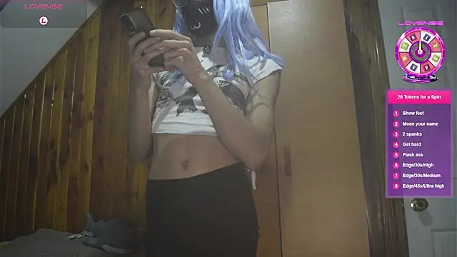 Frankie femboy online show from June 19, 6:55 pm