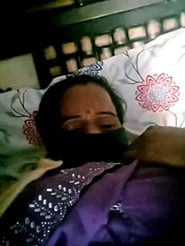 kiiuu sexe online show from February 11, 7:43 am