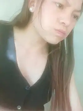 jjennyyy online show from May 14, 7:36 am