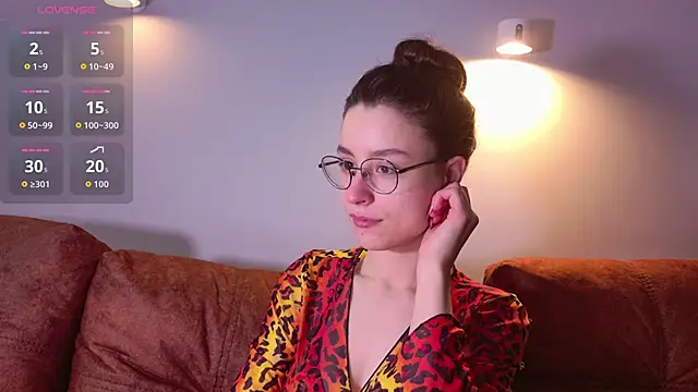 classy     online show from February 17, 2:05 pm