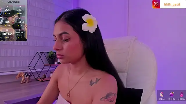 lilith petit  online show from April 29, 1:36 pm