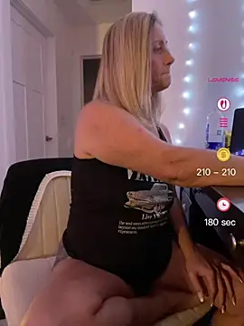 FoxyMillie online show from July 26, 2:08 am
