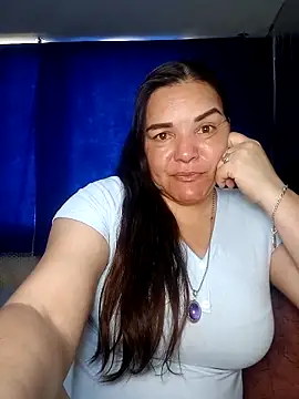 lee hot online show from March 16, 7:07 pm