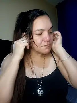 lee hot online show from January 17, 11:29 am