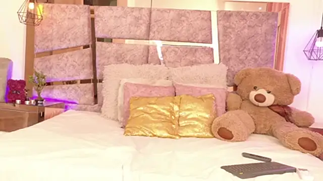 JuliKeita online show from January 16, 10:50 pm