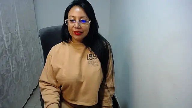 soyElena46 online show from March 10, 11:36 am