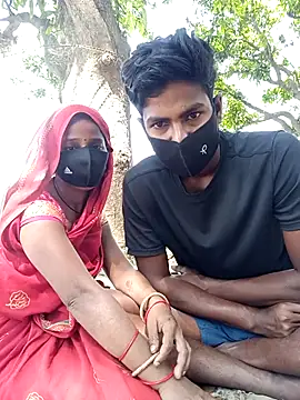 Shivanisingh4 online show from April 1, 4:46 am