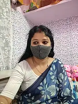 Priyaji7575 online show from March 10, 10:41 am