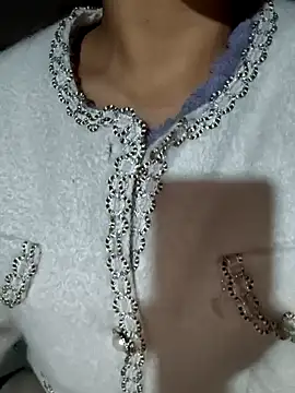 wbanykx2x online show from January 14, 2:27 am