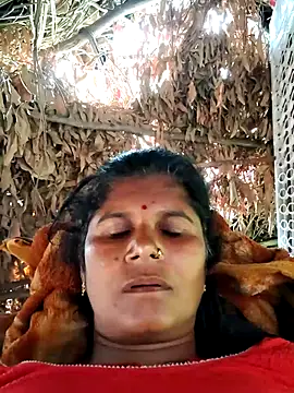 Hot di97 online show from August 2, 11:24 am