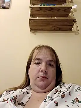 Curvy-Primrose online show from January 12, 6:35 pm