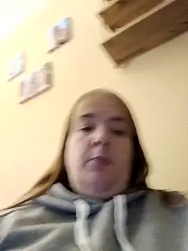 Curvy-Primrose online show from January 11, 4:01 pm