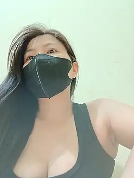 Lyly-68688 online show from June 18, 9:25 am