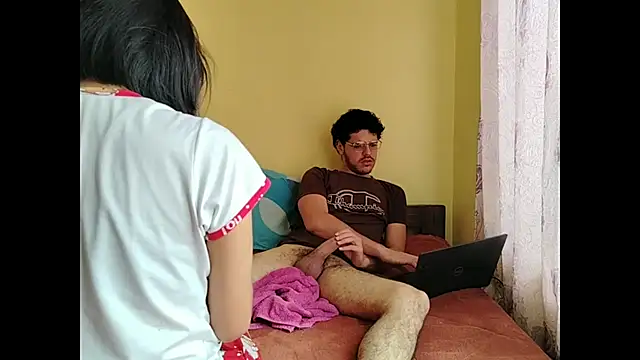 mindymiaw online show from August 9, 5:49 pm