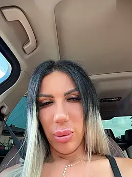 Missolevelvet online show from August 7, 2:24 pm
