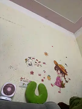 Charlotte-ee online show from March 11, 10:19 am