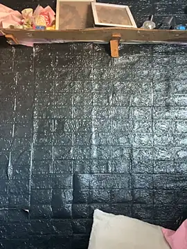 HugeAgatha online show from March 14, 11:17 pm