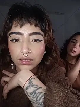 AlexxaAndRileyy online show from July 31, 2:12 am