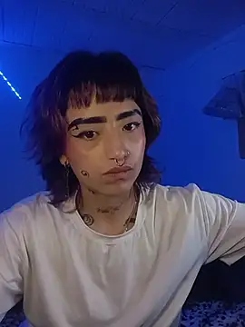 AlexxaAndRileyy online show from August 1, 3:52 am