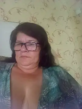 NysiOlsen online show from August 5, 4:13 pm