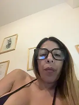 miafoxmia online show from March 18, 10:26 pm