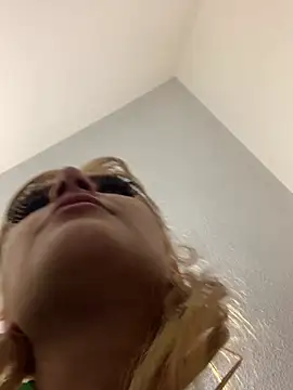 ivy-777 online show from July 24, 2:09 am