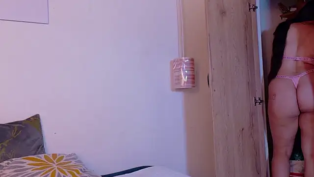 Mia C online show from February 12, 10:06 am