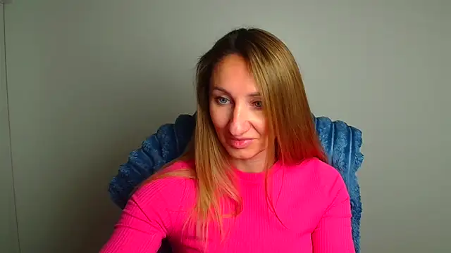 Diana Sweeet  online show from May 3, 5:55 am
