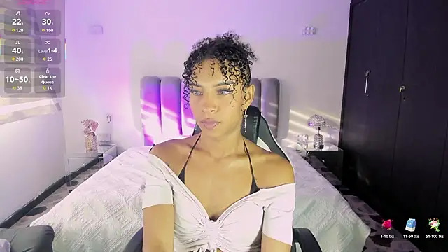 VictoriaRousse  online show from March 18, 10:04 pm