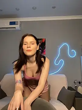 JinxMoon online show from February 22, 5:14 pm